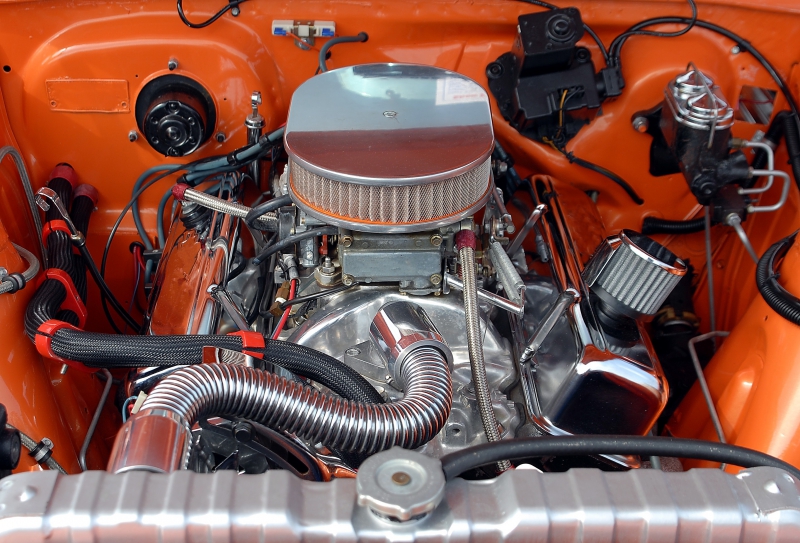 garagiste-ST CYR SUR MER-min_car-engine-1738309